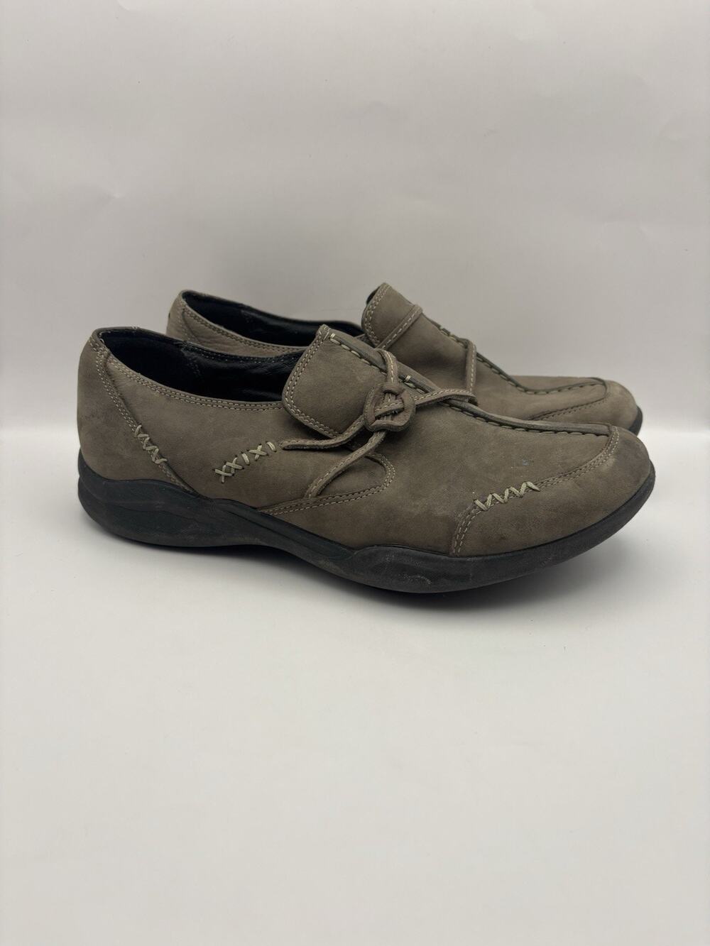 Clarks Wave Run Slip On Loafers Women Size 9